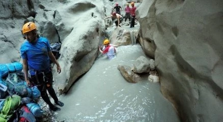 Kanyondan kendi imkanlarıyla çıktılar