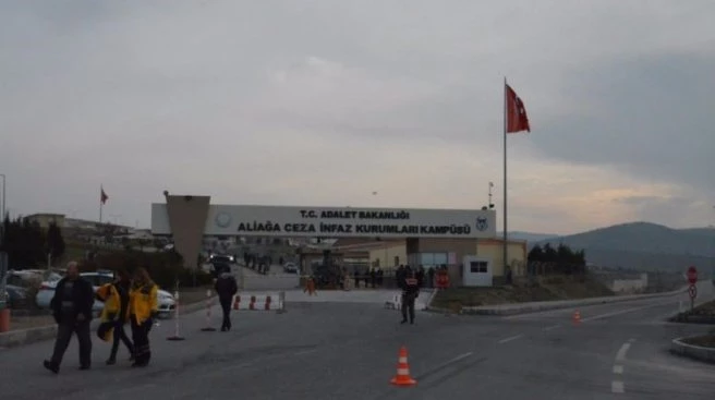 KAPALI CEZAEVİNDE BİR MAHKUM YANGIN ÇIKARDI