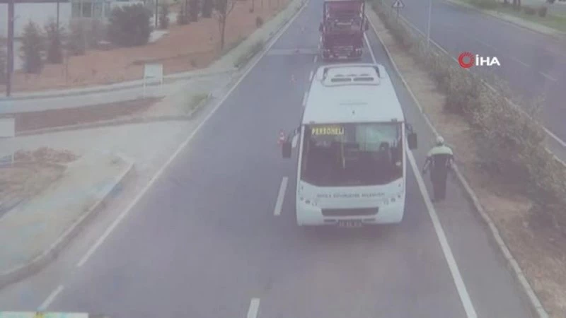 Kapanmanın son gününde tatilcilerin dönüşü başladı.. Trafik ekiplerinin denetimleri sürüyor