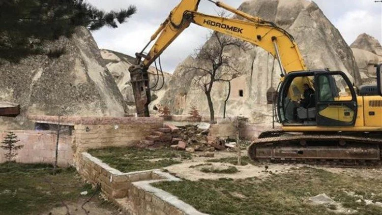KAPODOKYA`DA Kİ BİNALAR YIKILIYOR