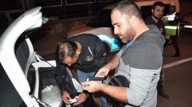 Karacabey`de 400 polisle huzur operasyonu