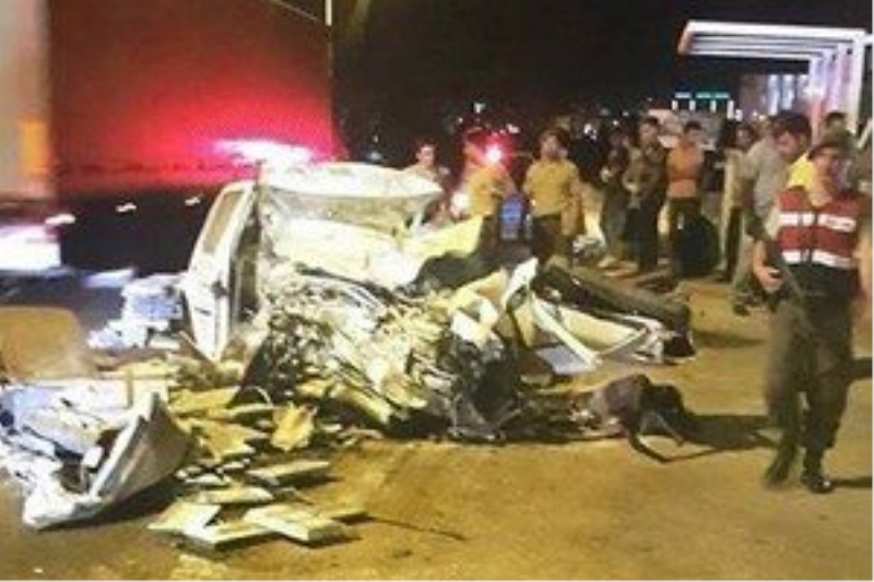 Karı-koca trafik kazasında hayatını kaybetti!..