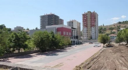 Kayseri?de cami, cemevi ve maşatlık bir arada