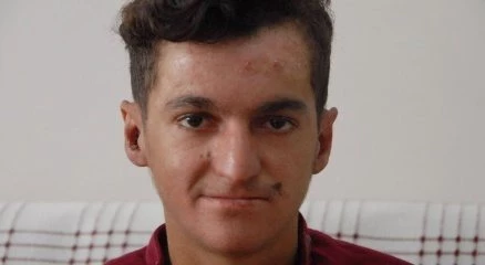 Kelebek hastası gencin en büyük hayali okumak