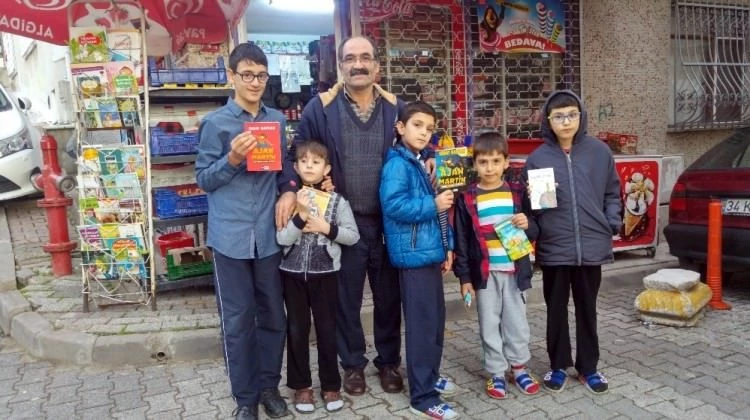 Kitap okuyanlar ücretsiz alışveriş yapıyor