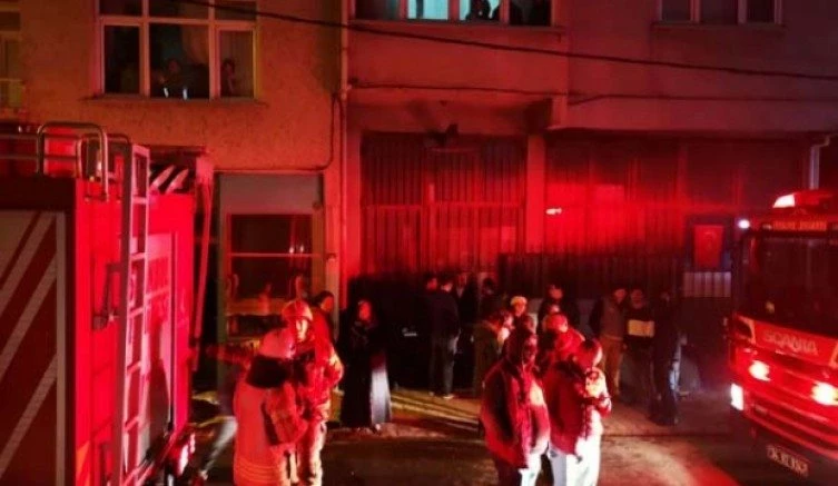 KORKU DOLU ANLAR
