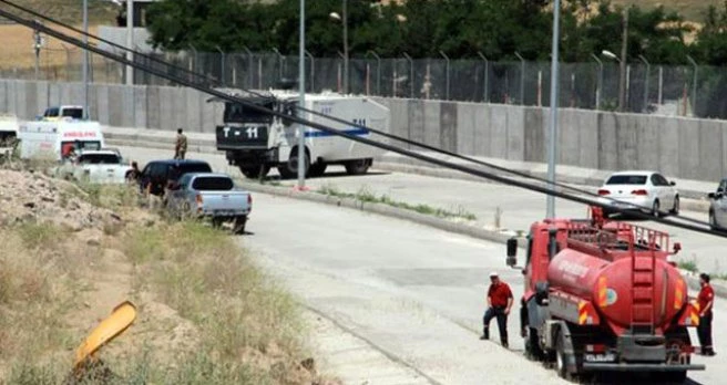 Kozluk?taki Saldırıda Kullanılan Aracın Şoförü Elleri Bağlı Olarak Bulundu