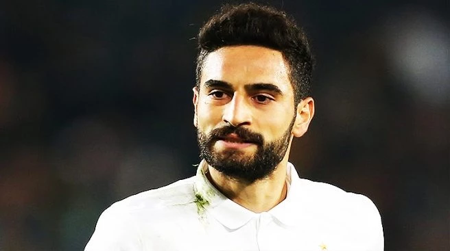 Kulüpler anlaştı, Mehmet Ekici gitmiyor!