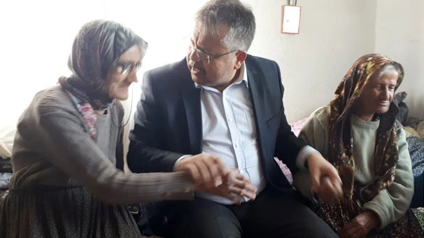 Küs eltileri belediye başkan barıştırdı