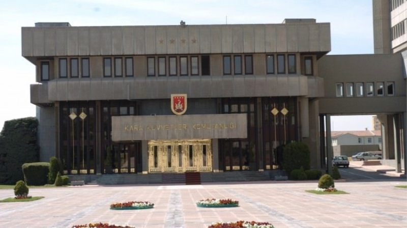 Kuvvet komutanlıkları, bakanlığa bağlandı!