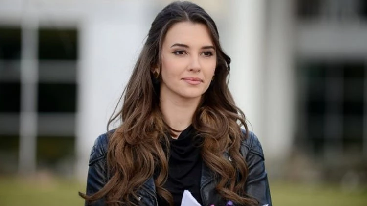 Leyla Lydia Tuğutlu kimdir? Aslen nereli kaç yaşındadır?