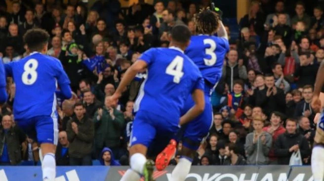 Lider Chelsea kayıpsız ilerliyor!