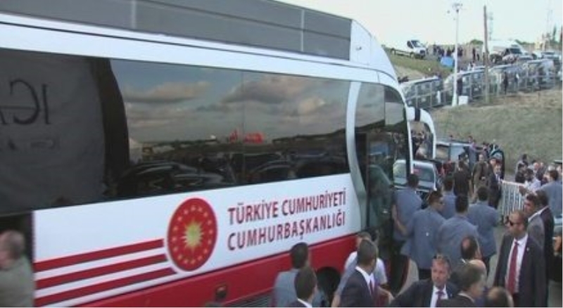 Liderler Yavuz Sultan Selim?den karşıya geçti