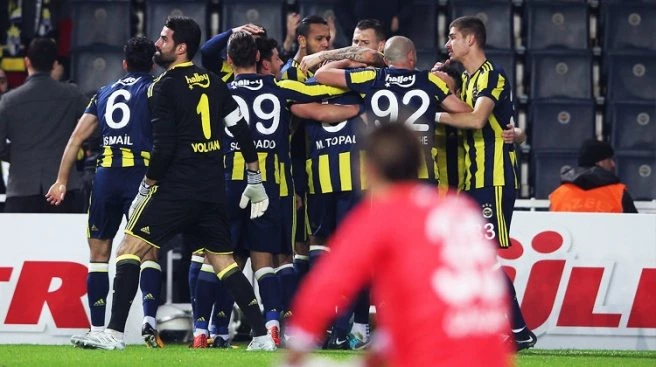 Ligin zirvesine Fener ayarı!