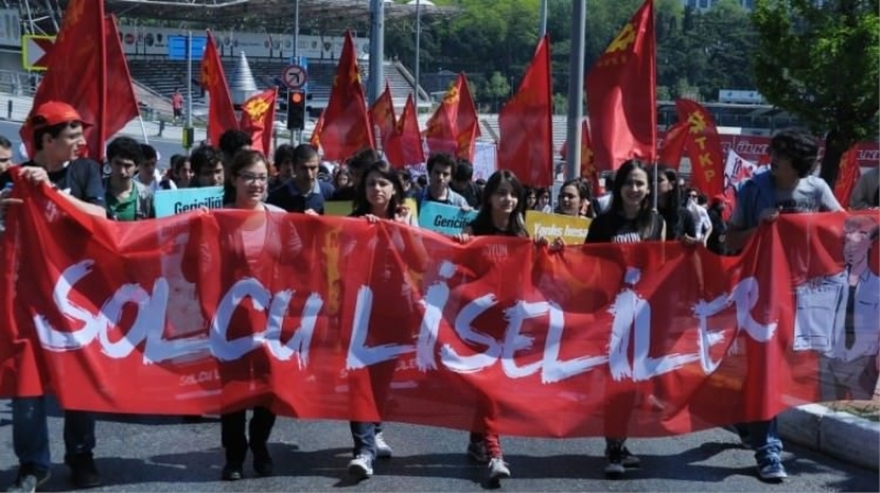 Liselerimizde kim ne yapmaya çalışıyor?