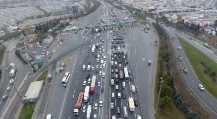 Mahmutbey gişelerinde yeni sistem de trafiği azaltmadı