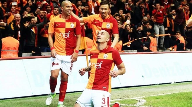 MAİCON`UN FRİKİK GOLÜ DIŞ BASINDA!