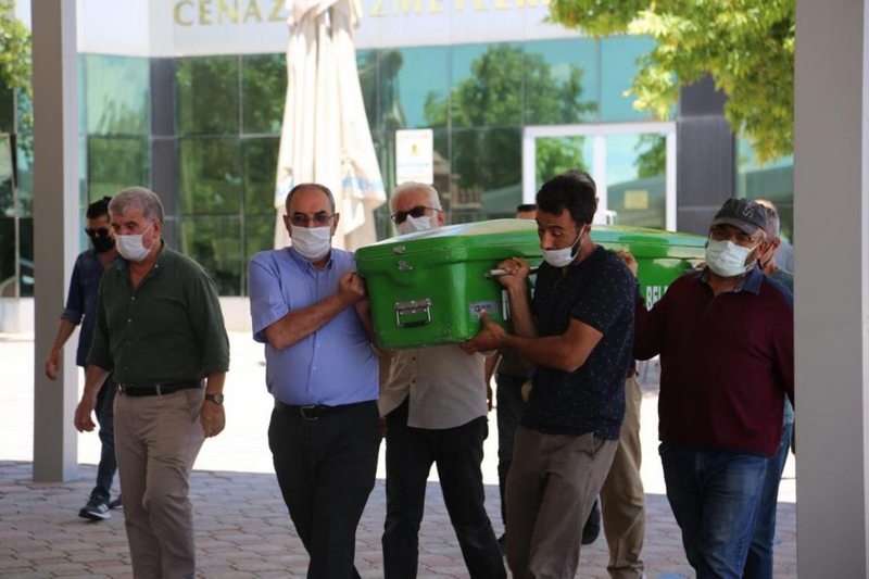 Malatya`da ölen kadın ve erkeğin cenazeleri karıştı, aileler şaşkınlık yaşadı