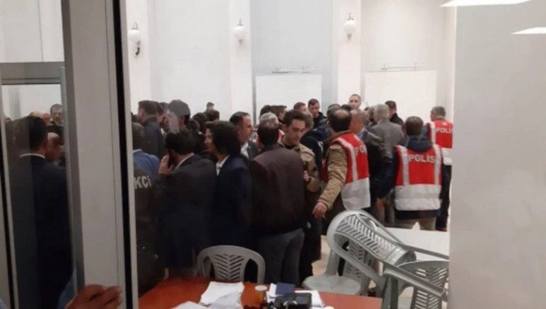 MALTEPE`DE OY SAYIMINA ARA VERİLDİ