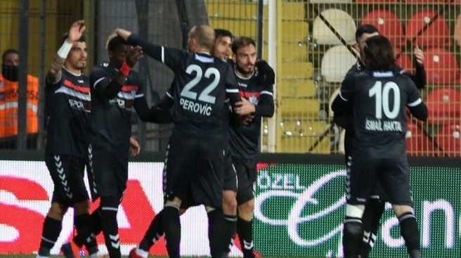 Manisaspor evinde kazandı