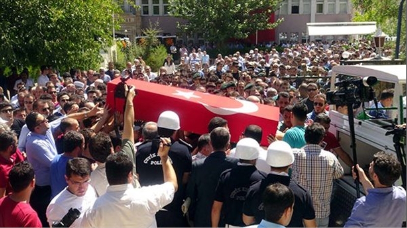 Mardin şehidi törenle uğurlandı