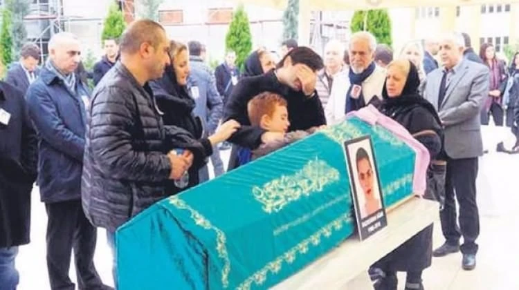 Mehmet Ağar gözyaşlarıyla veda etti
