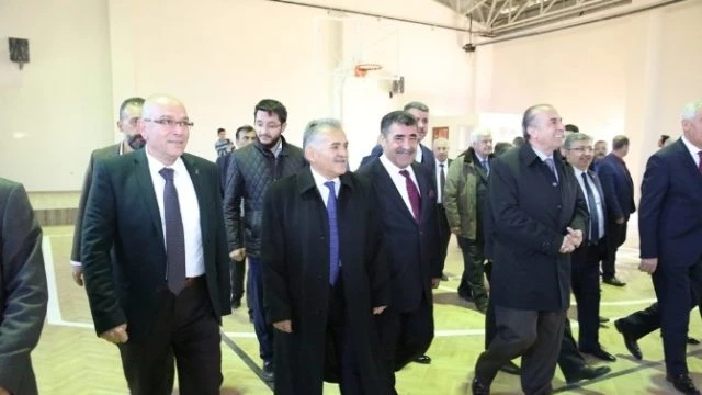 Melikgazi Belediyesinden Eğitim ve Öğretime Anlamlı Hediye