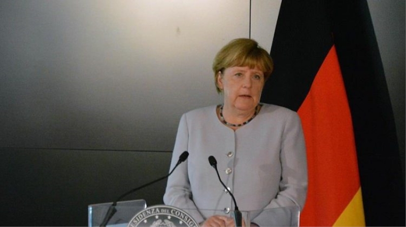 Merkel'e ağır darbe