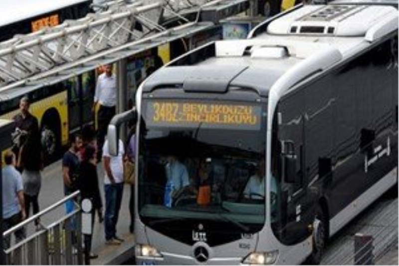Metrobüs şoförü tartıştığı yolcuyu bıçakladı!