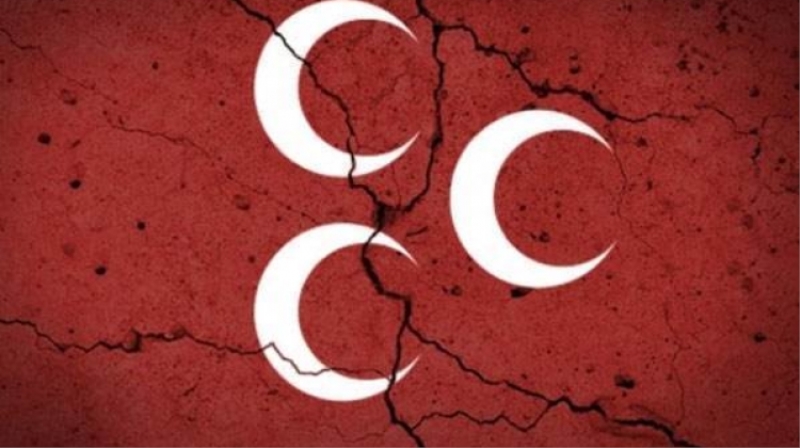 MHP'de bir ilçe teşkilatı daha feshedildi