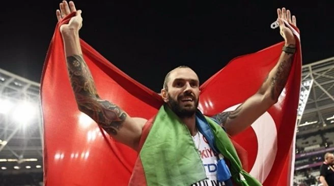 Milli atlet Guliyev yine göğsümüzü kabarttı!
