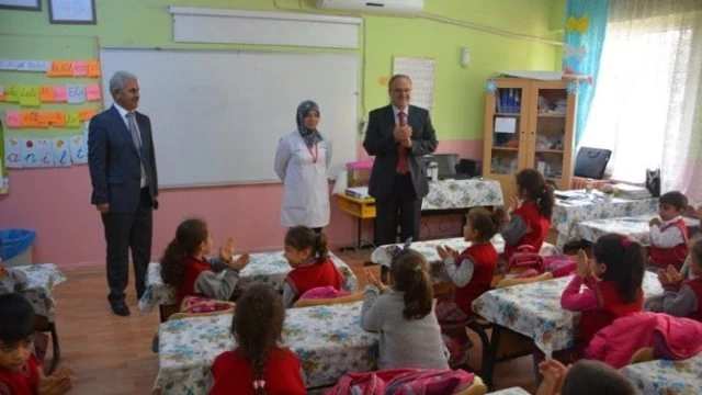 Milli Eğitim Müdürü Alagöz, Öğretmen ve Öğrencilerle Bir Araya Geldi
