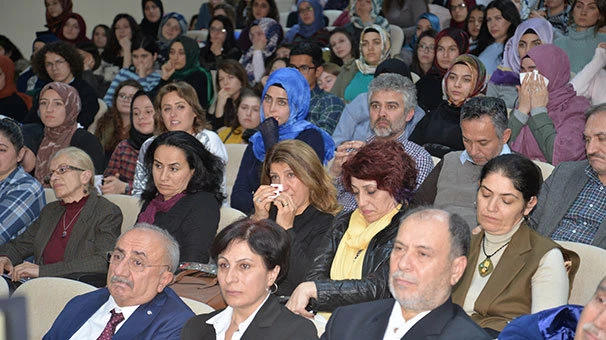 Müdürü şehit öğretmen Aybüke?yi anlattı, gözyaşları sel oldu