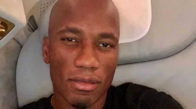NE YAPTIN DROGBA! YENİ STİLİNİ GÖRENLER İNANAMADI