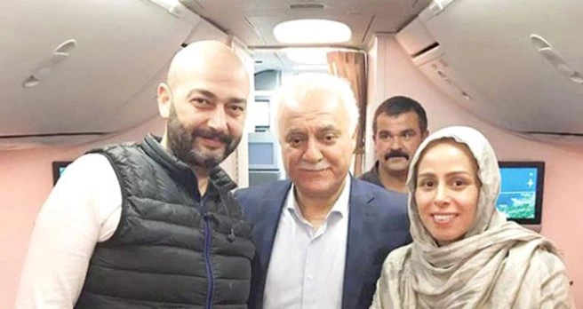 Niran Ünsal ile Eşinin İmam Nikahını Nihat Hatipoğlu Uçakta Kıydı