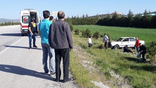 Otomobil şarampole uçtu: 2 yaralı