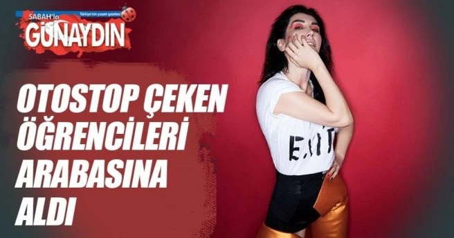 OTOSTOP ÇEKEN ÖĞRENCİLERİ ARABASINA ALDI