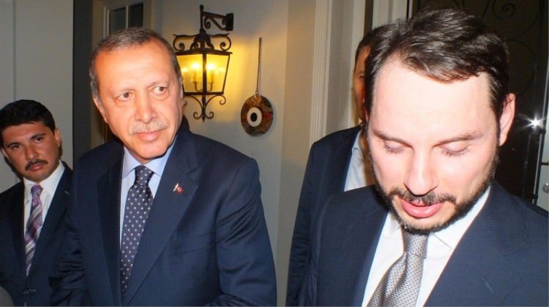 Özel Kalem Müdürü'nün en zor seçimi!