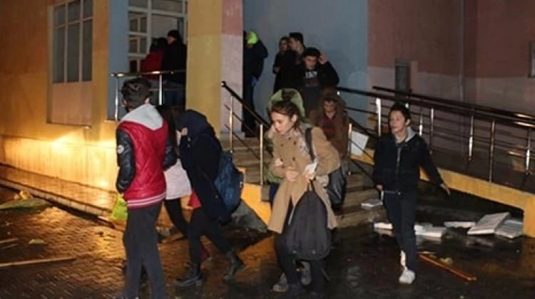 Pansiyondaki 38 öğrenci tahliye edildi!