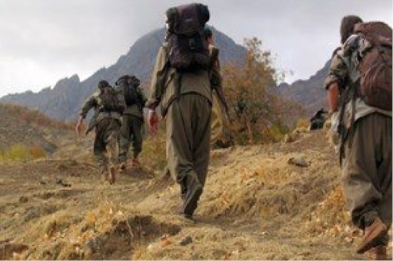 PKK`lı oğlunu ziyarete giden kadın hava harekatında öldü