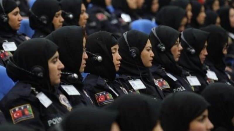 Polislere de başörtüsü serbestliği getirildi