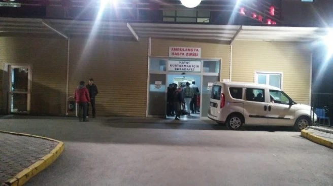 POMPALI DEHŞETİ: 5`İ ÖĞRENCİ TOPLAM 7 YARALI
