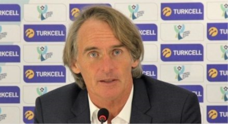 Riekerink?ten taraftara övgü