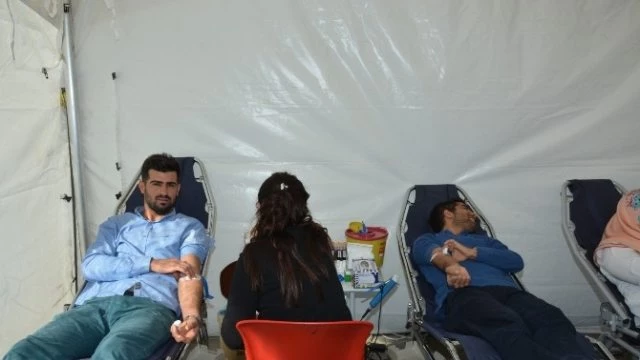 Sağlık Yüksekokulu Öğrencileri Kan Bağışında Bulundu