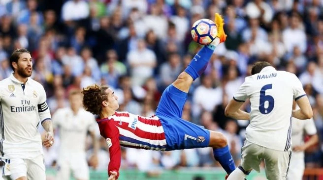 Şampiyonluğa koşan Real Madrid`e derbide çelme!