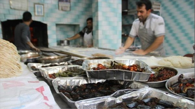 Şanlıurfa`da fırıncıların yemek çilesi