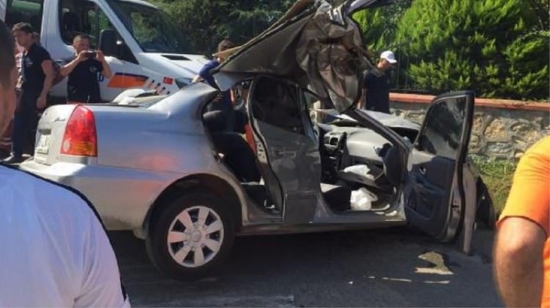 Sapanca'da kaza: 2 ölü, 1 yaralı