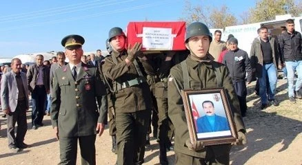 Şehit korucu defnedildi