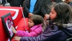 Şehit Polis İsmail Mavitaş?ı binler uğurladı