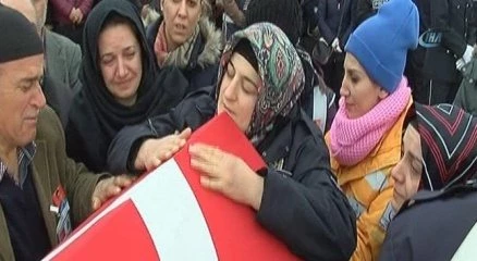 Şehit polisin annesinden acı feryat